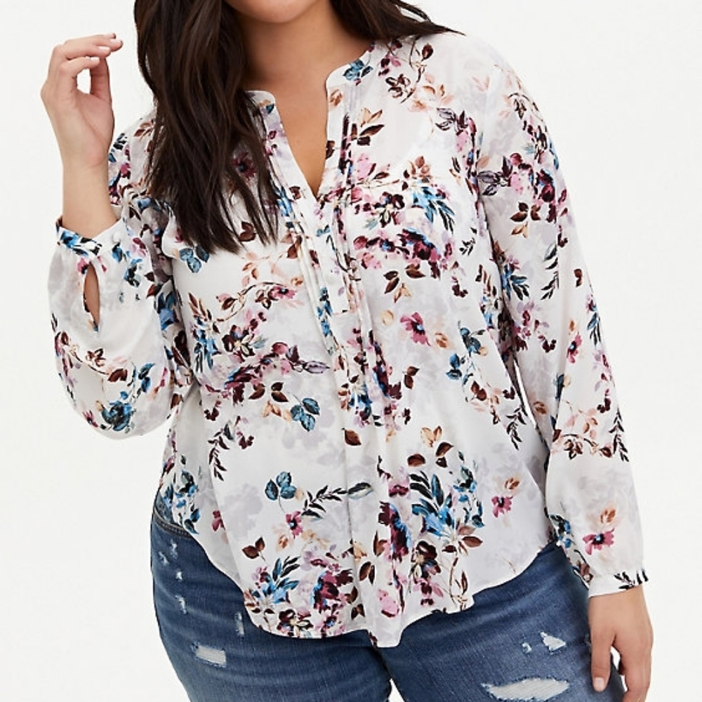 Torrid white floral blouse